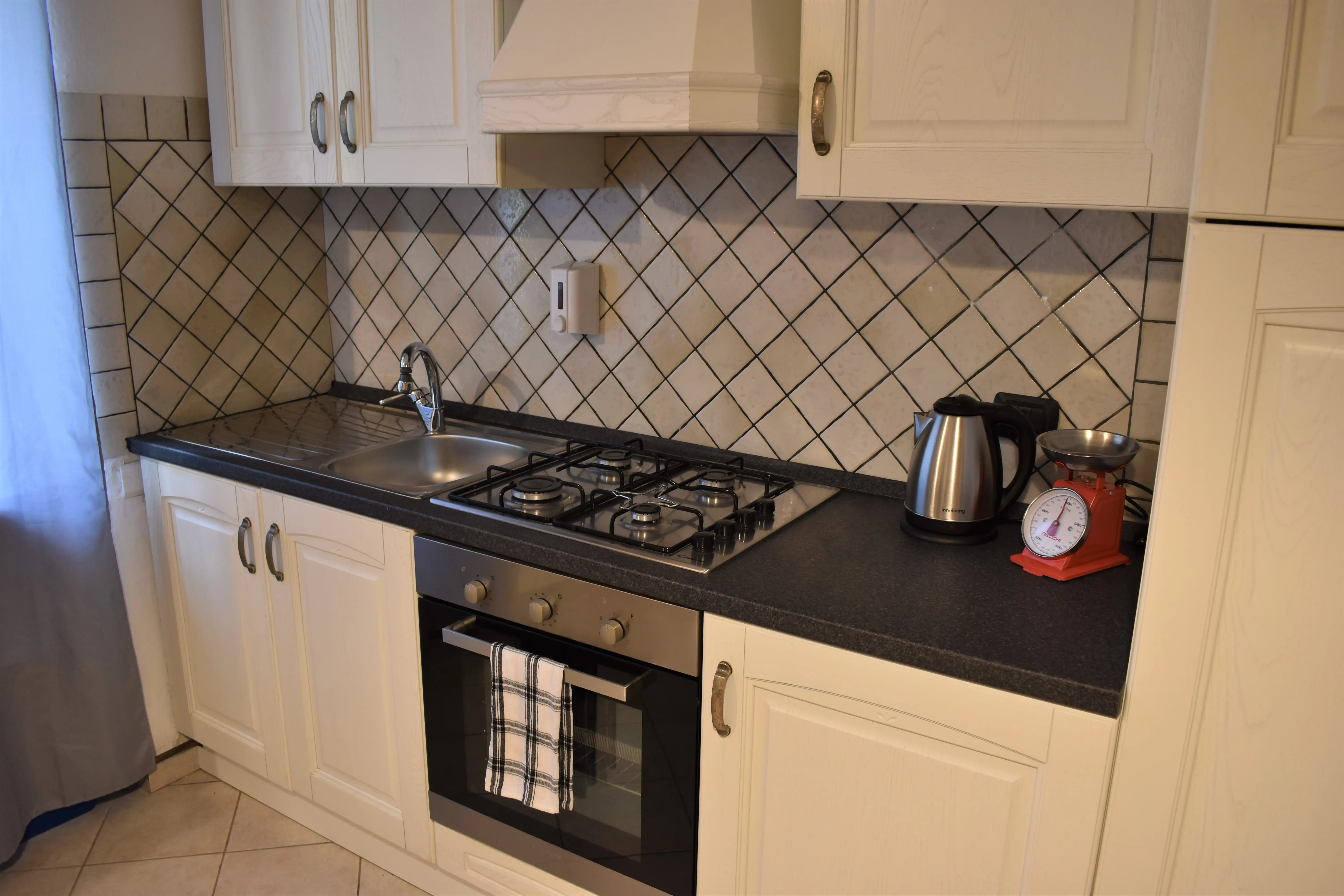 Felice House - Kitchen